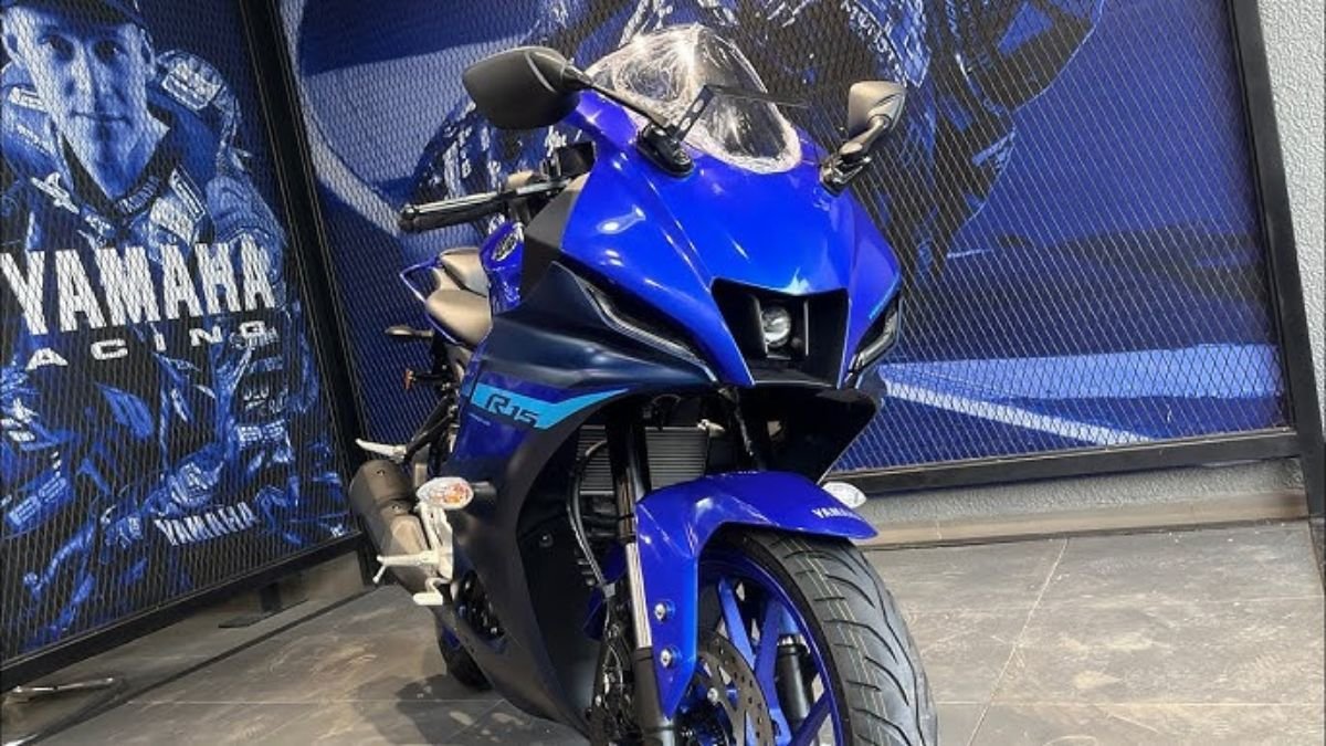 Yamaha R15